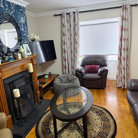 Дом отдыха Cobh Holiday Home Ков