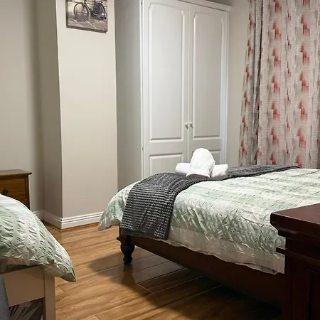 Дом отдыха Cobh Holiday Home *