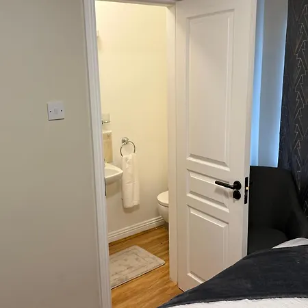 Cobh Holiday Home Дом отдыха Ков