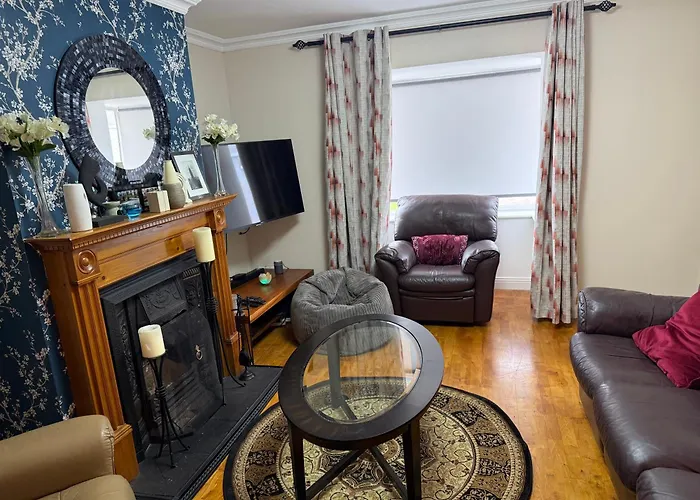 펜션 Cobh Holiday Home 코브